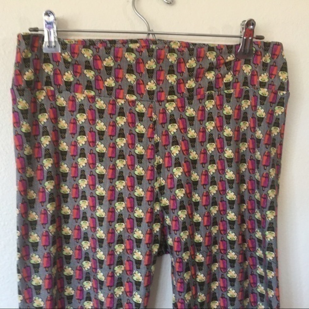 One Size Luluroe leggings ice cream cone design